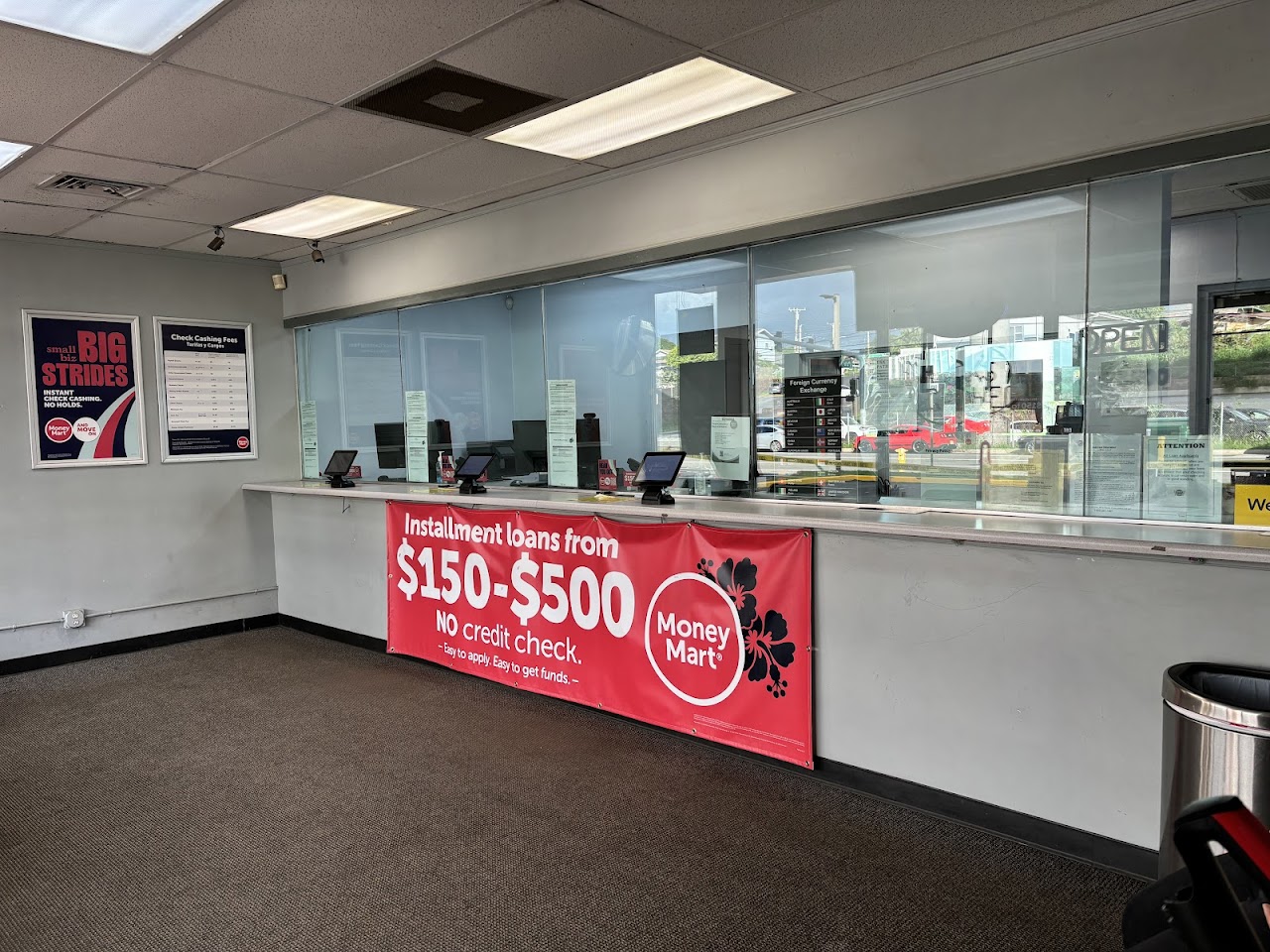 Money Mart - exterior - Waipahu, Hawaii
