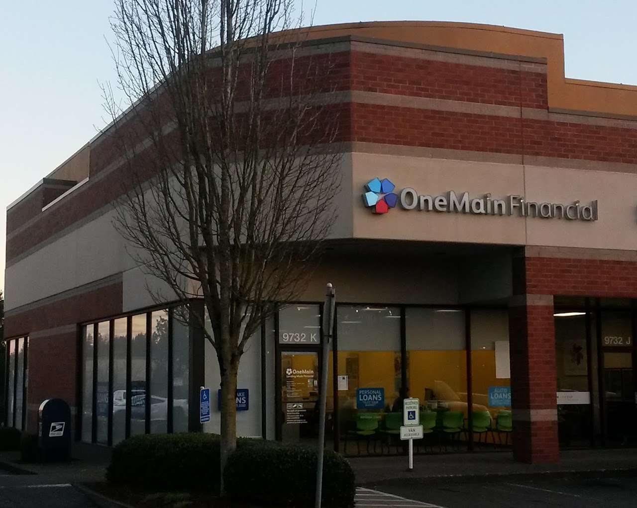 OneMain Financial - exterior - Portland, Oregon