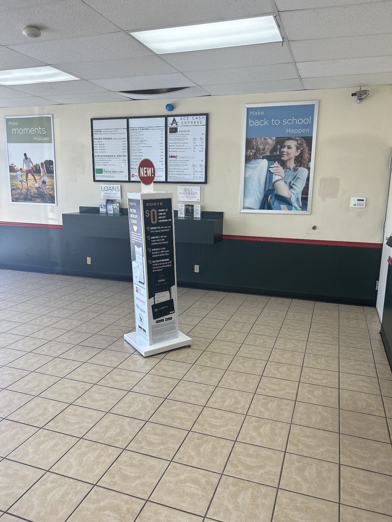 ACE Cash Express - exterior - Fresno, California