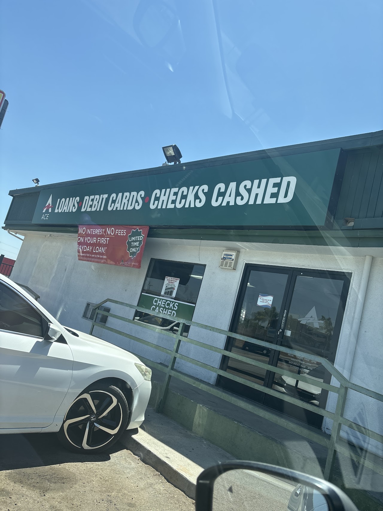 ACE Cash Express installment loans in Bakersfield, California (CA)
