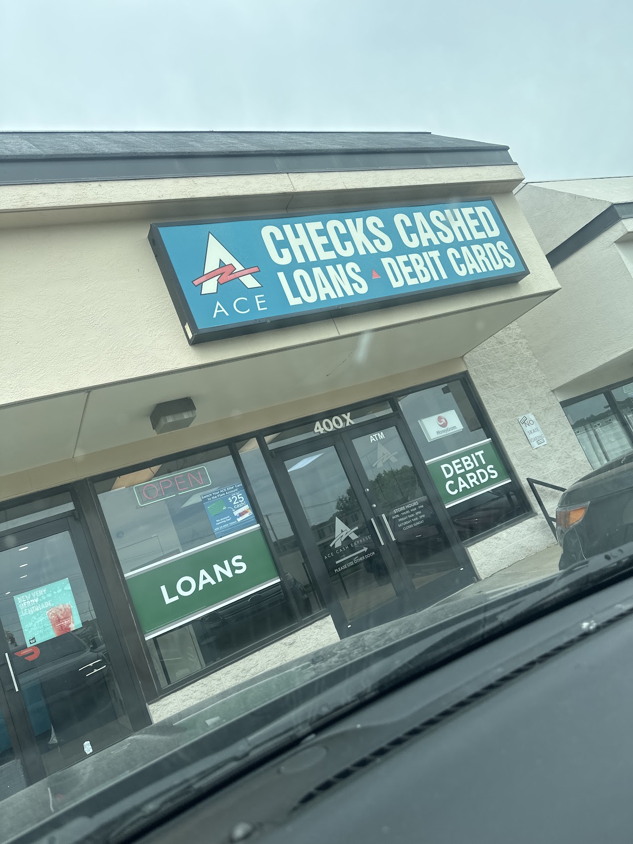 ACE Cash Express - exterior - Topeka, Kansas