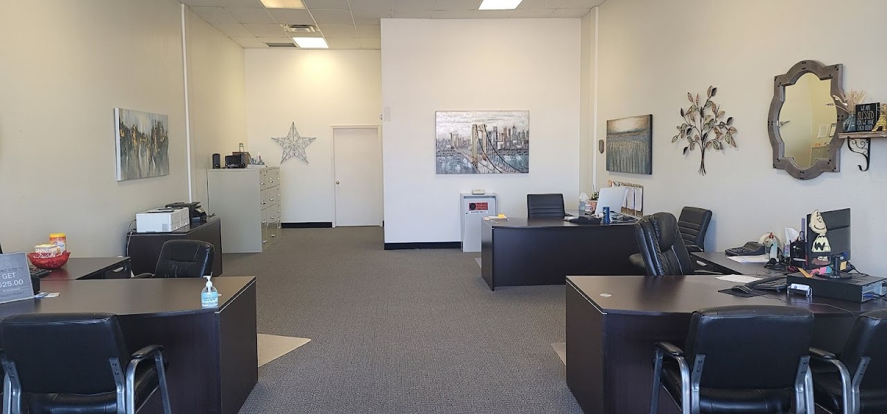 Toledo Finance - exterior - El Paso, Texas