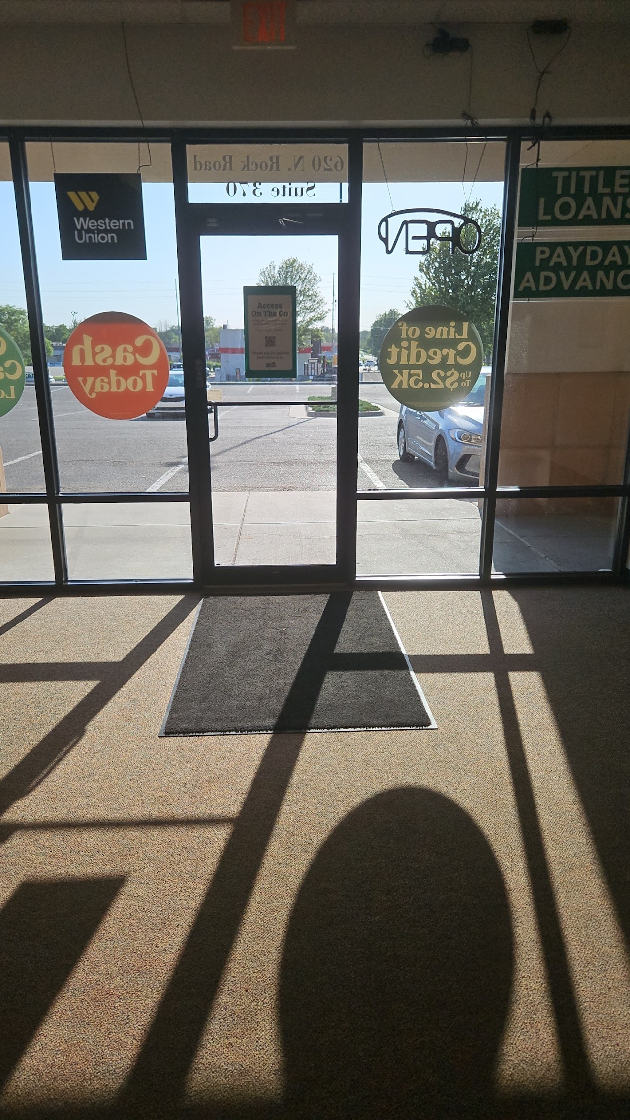 Check Into Cash - exterior - Wichita, Kansas