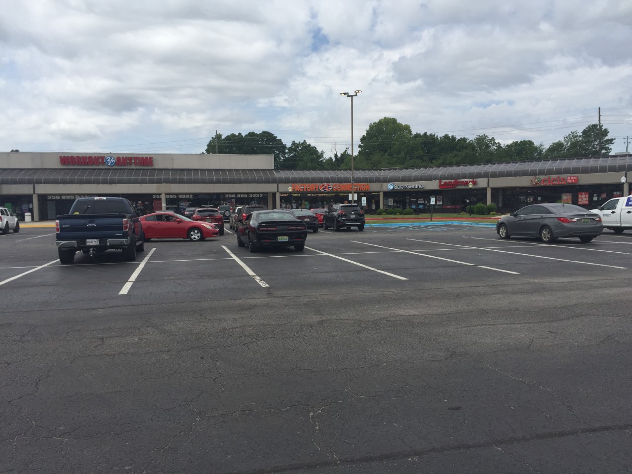 Lendmark Financial Services LLC - exterior - Huntsville, Alabama