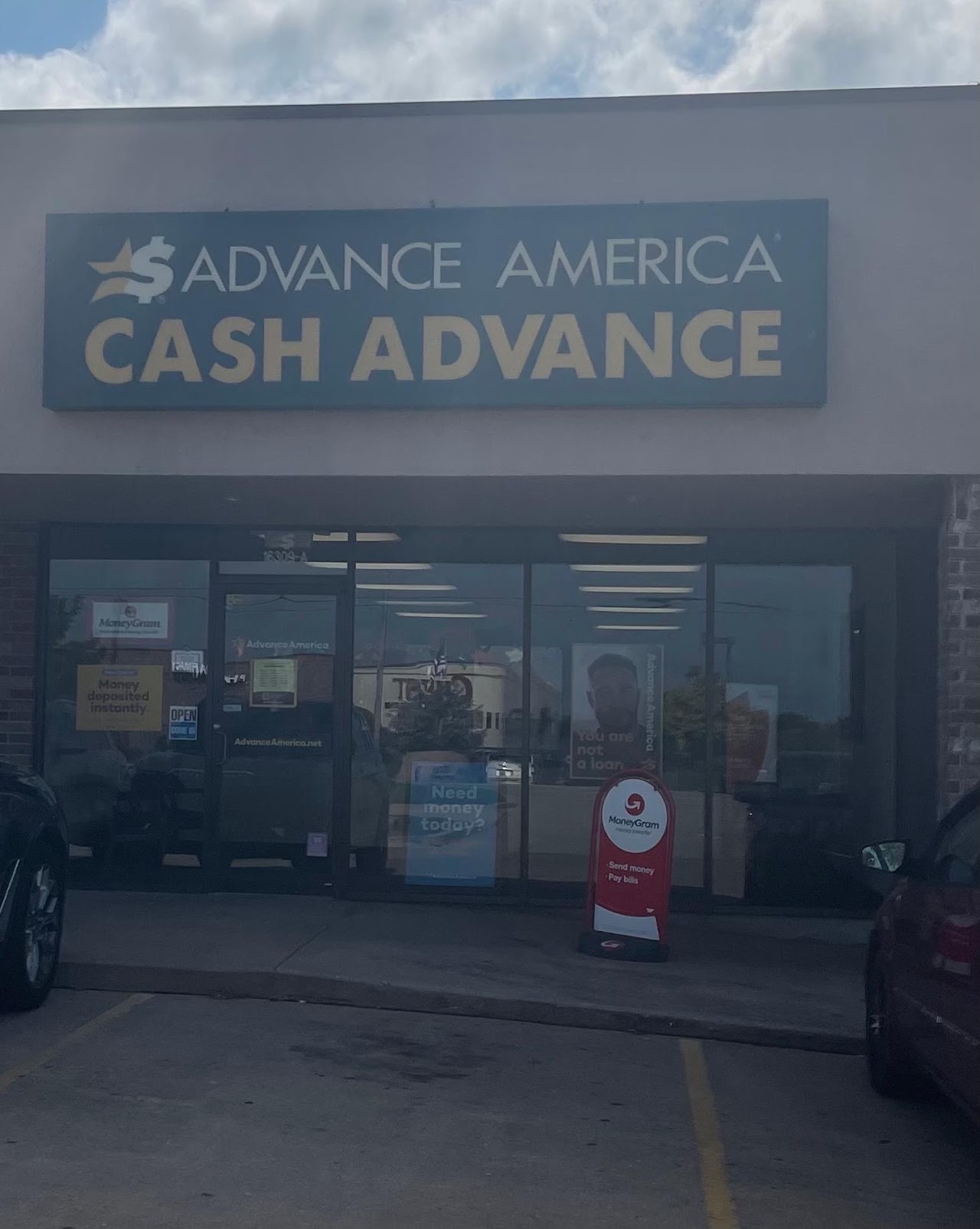 Advance America - exterior - Edmond, Oklahoma