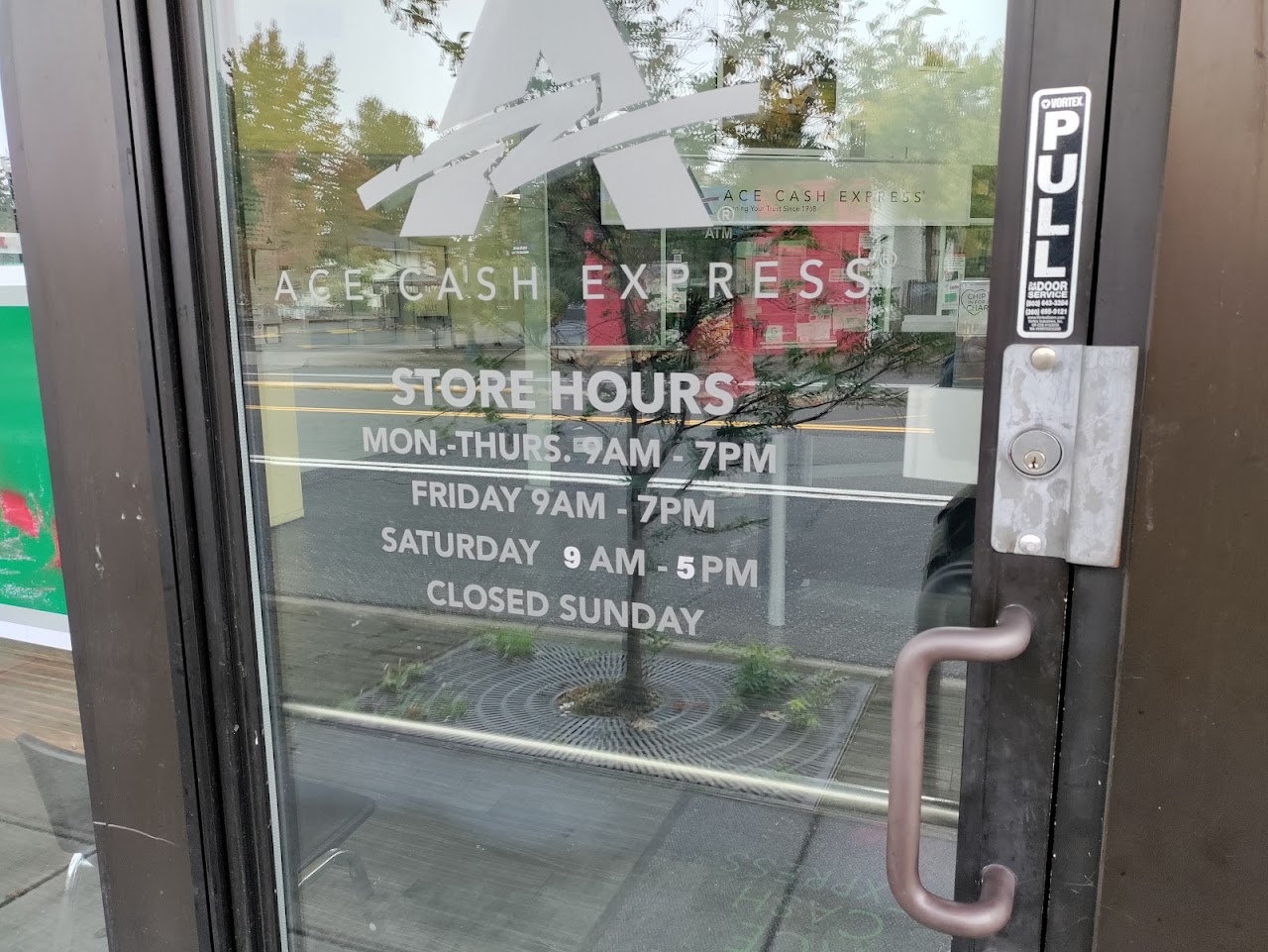 ACE Cash Express - exterior - Portland, Oregon