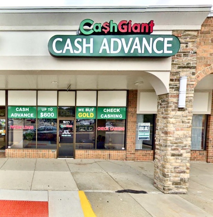 Cash Giant 9 - exterior - Sterling Heights, Michigan