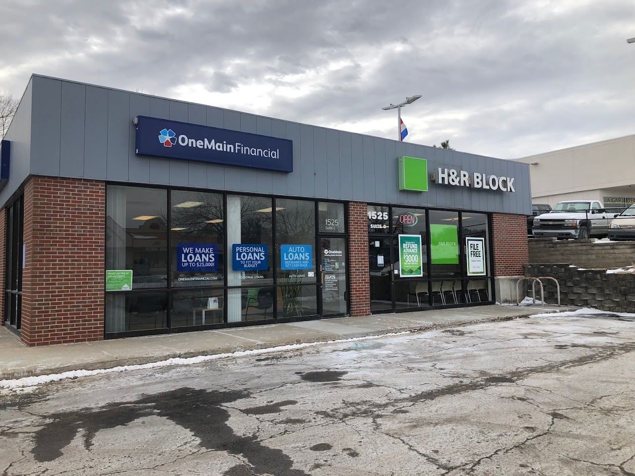 OneMain Financial - exterior - Lawrence, Kansas