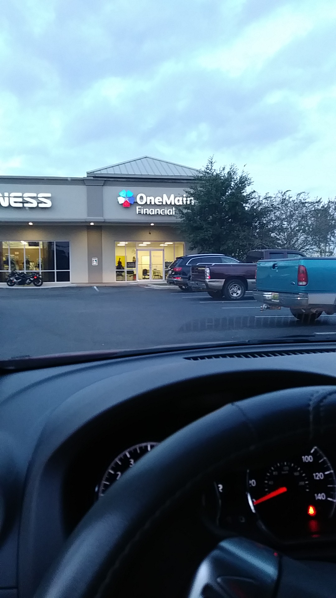 OneMain Financial - exterior - Mobile, Alabama