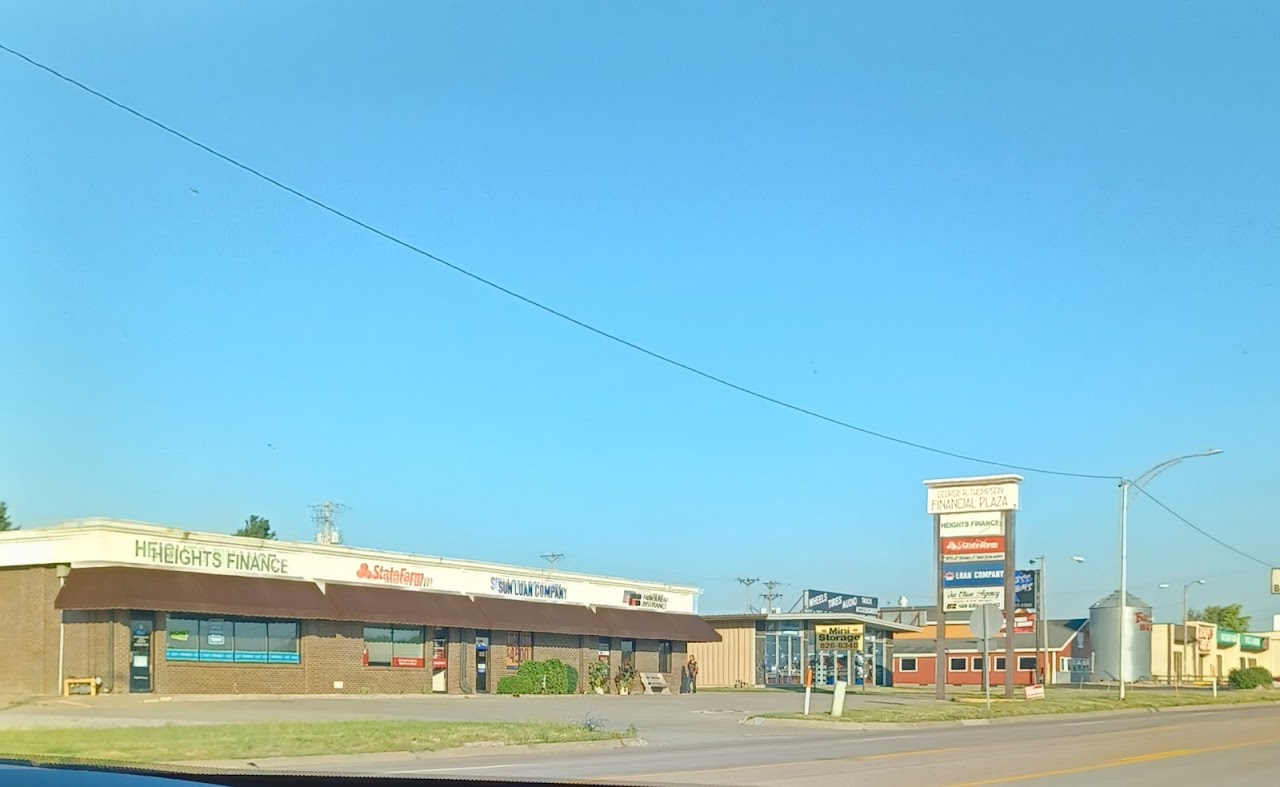 Heights Finance - exterior - Jefferson City, Missouri