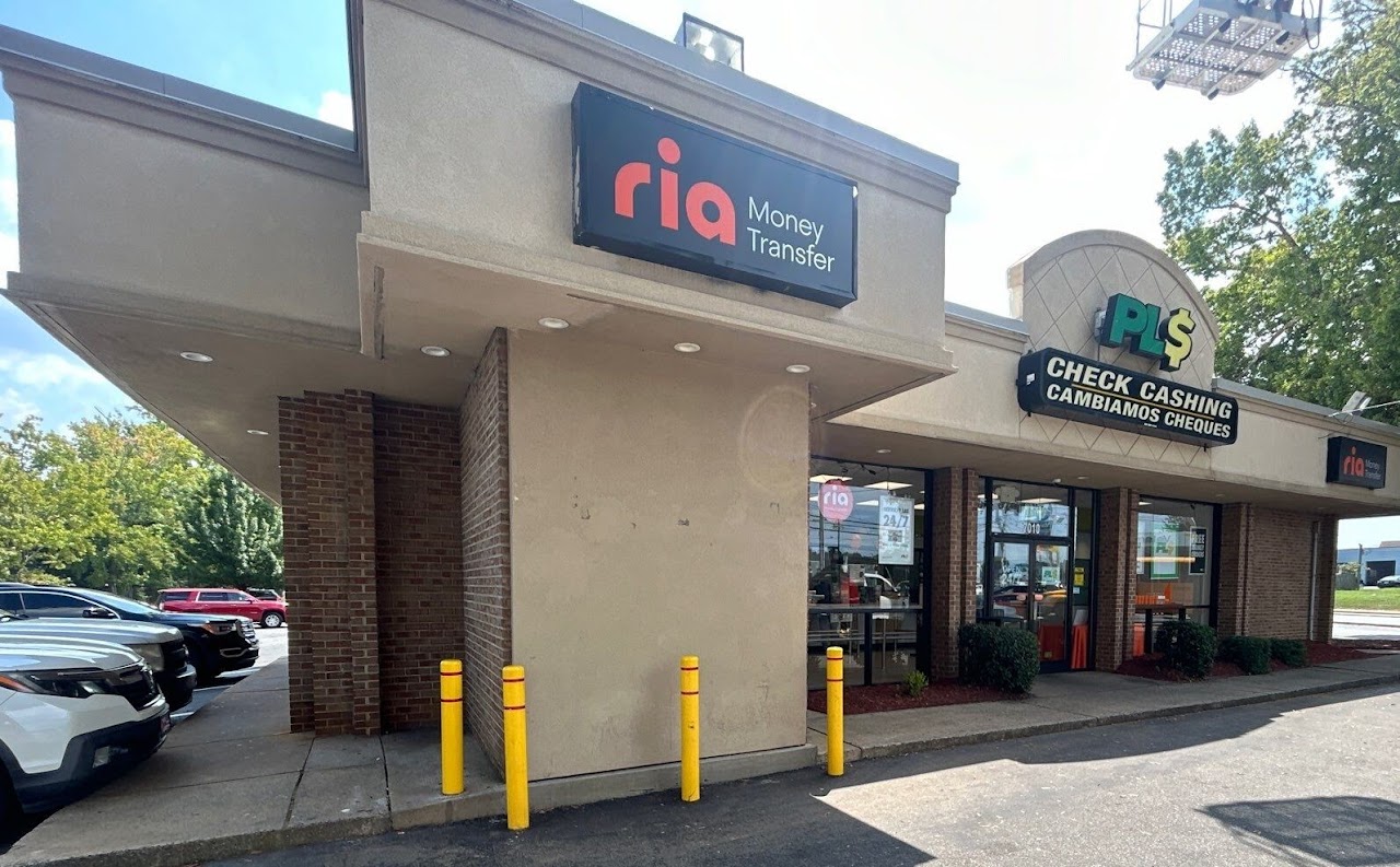 PLS Check Cashers - exterior - Charlotte, North Carolina