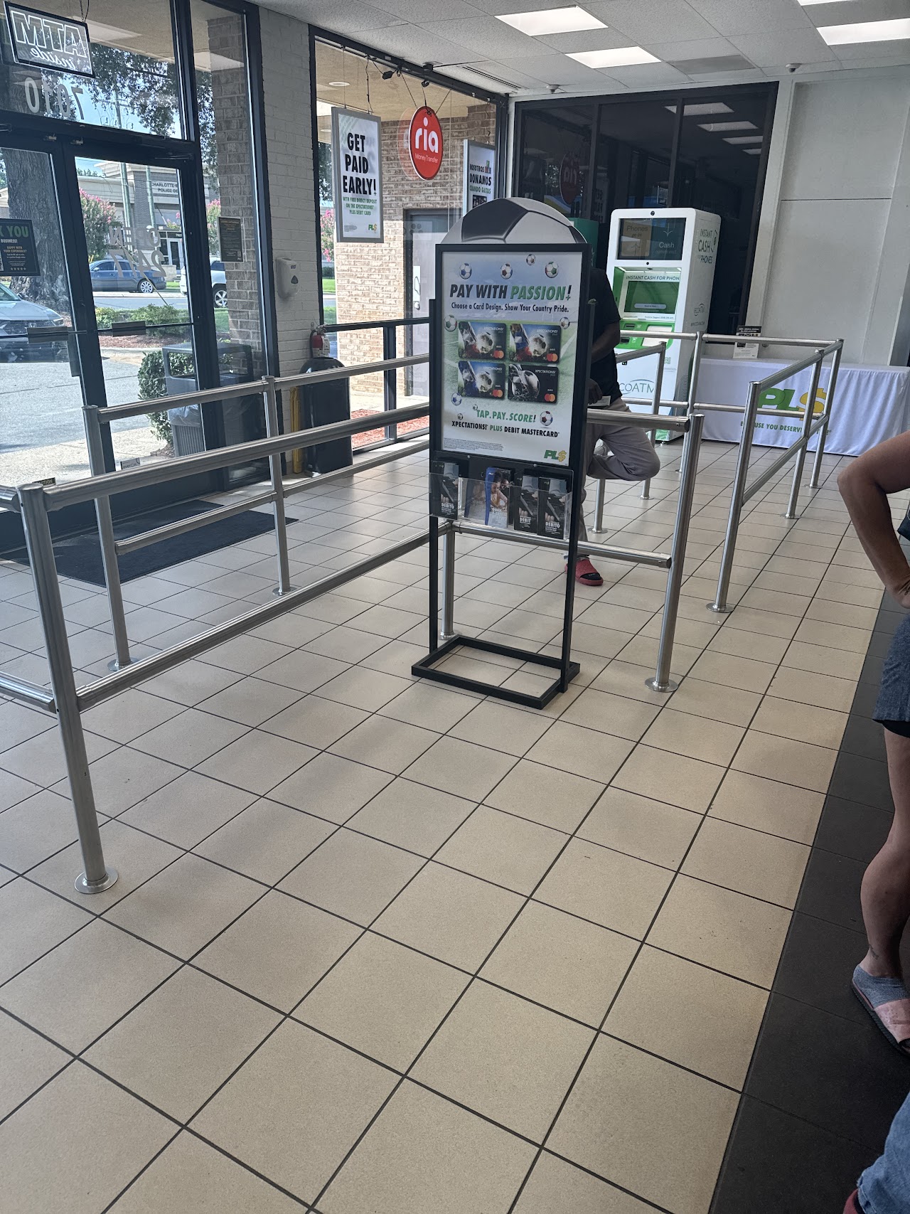 PLS Check Cashers - exterior - Charlotte, North Carolina