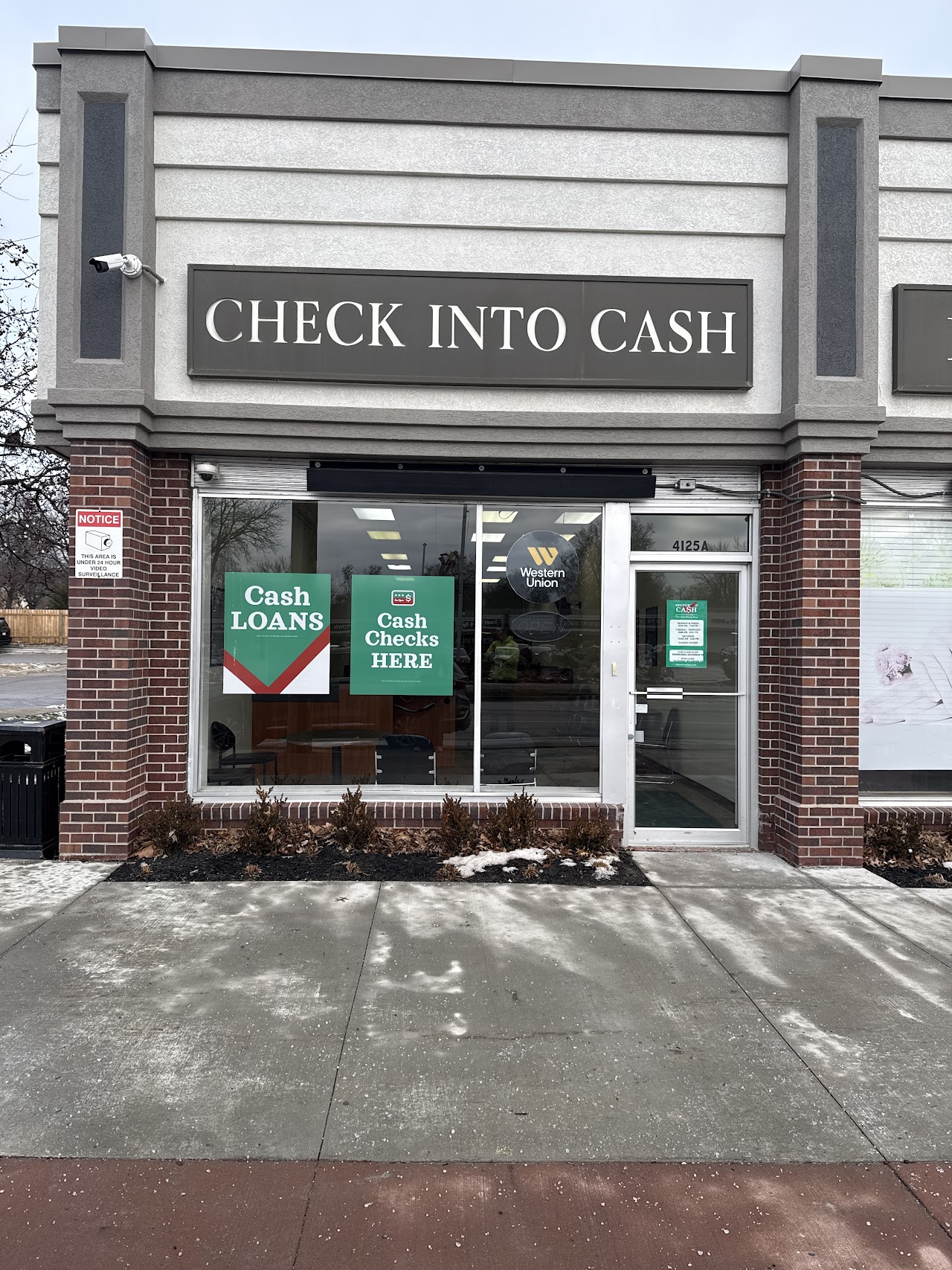 Check Into Cash payday loans in Des Moines, Iowa (IA)