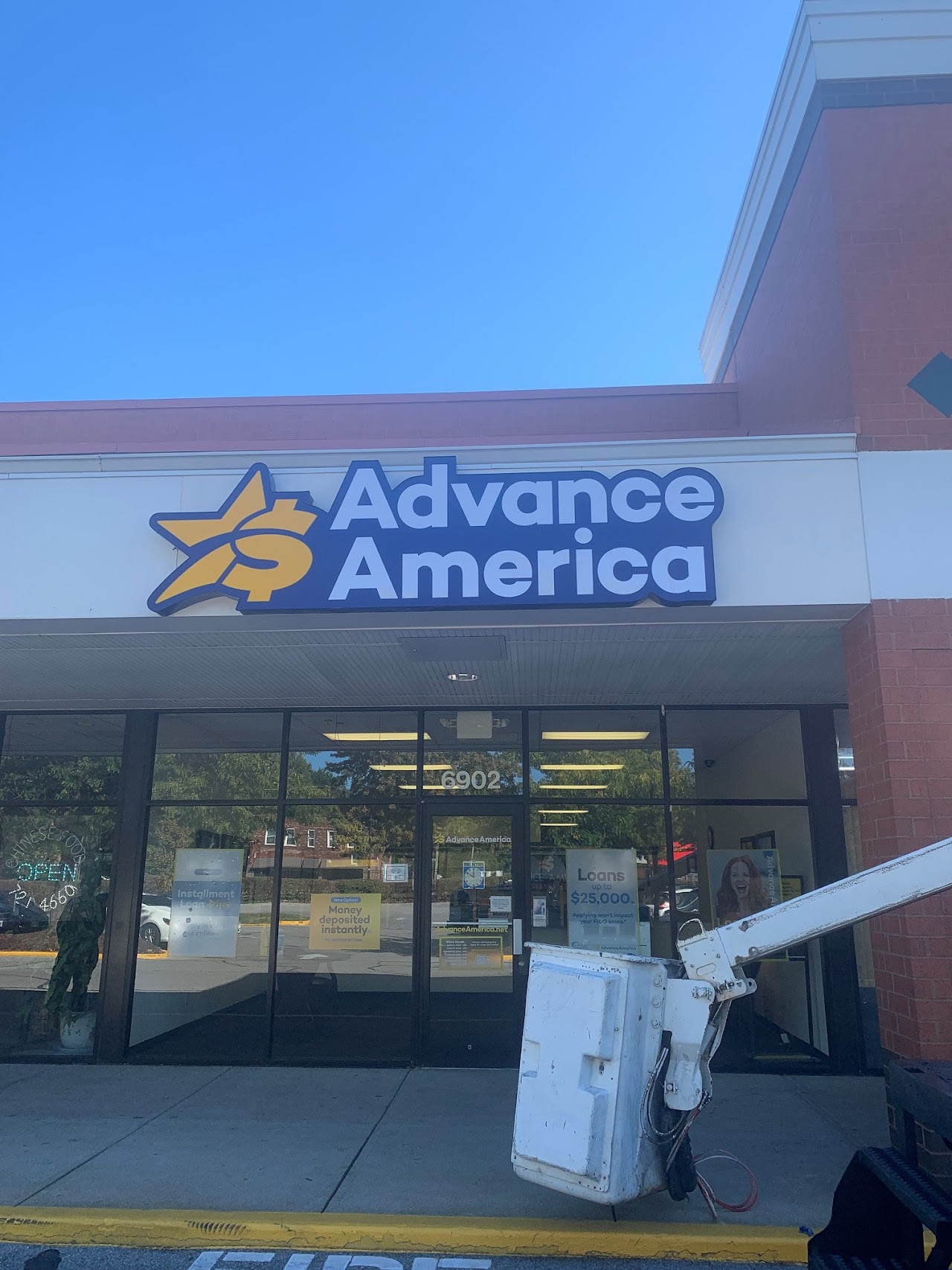 Advance America - exterior - Saint Louis, Missouri