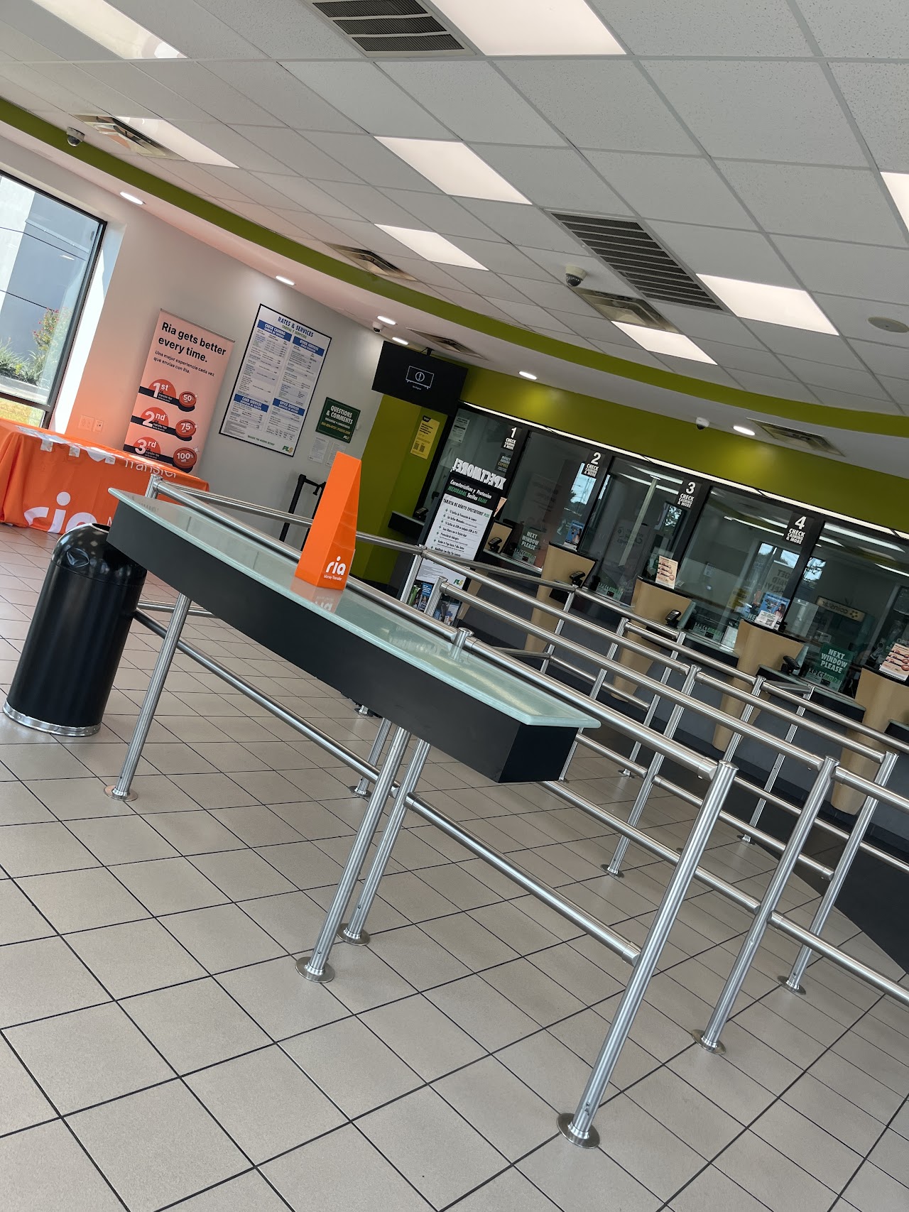 PLS Check Cashers - exterior - Dallas, Texas