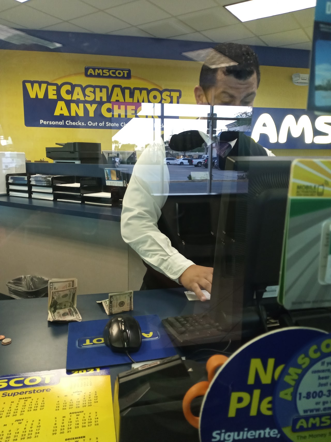 Amscot - The Money Superstore - exterior - Orlando, Florida
