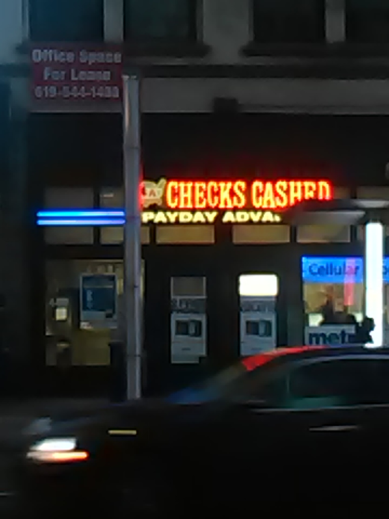 USA Checks Cashed & Payday Advance - exterior - San Diego, California