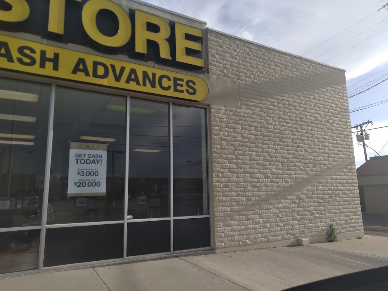 Cash Store - exterior - El Paso, Texas