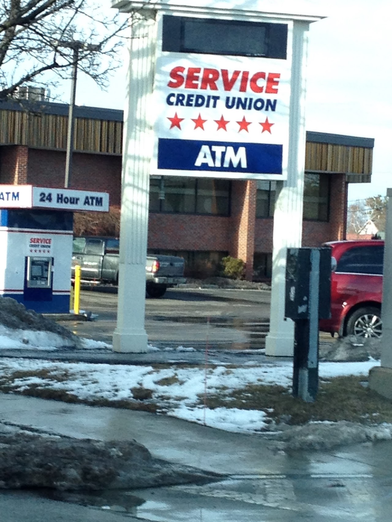 Service Credit Union - exterior - Rochester, New Hampshire
