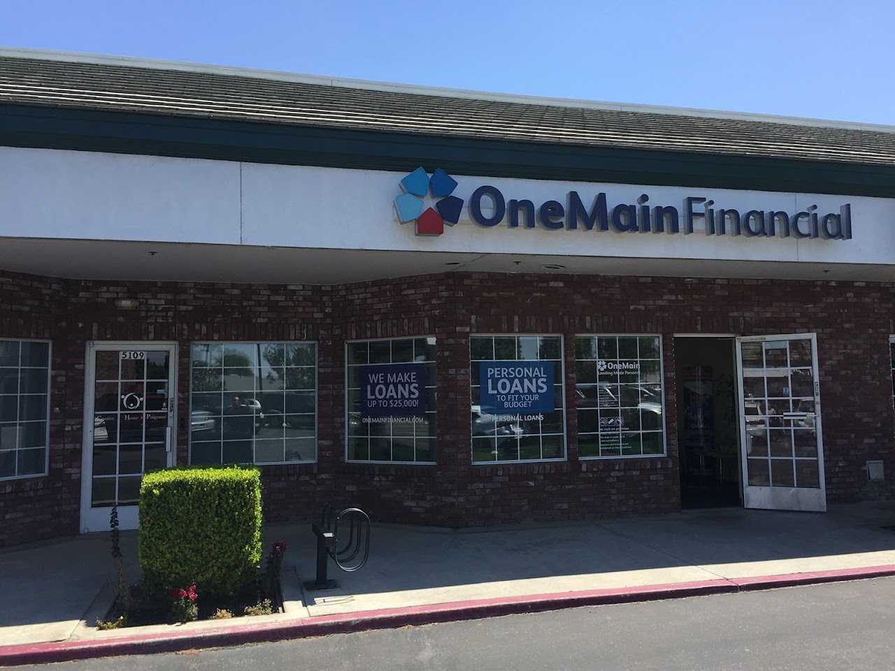 OneMain Financial - exterior - Bakersfield, California