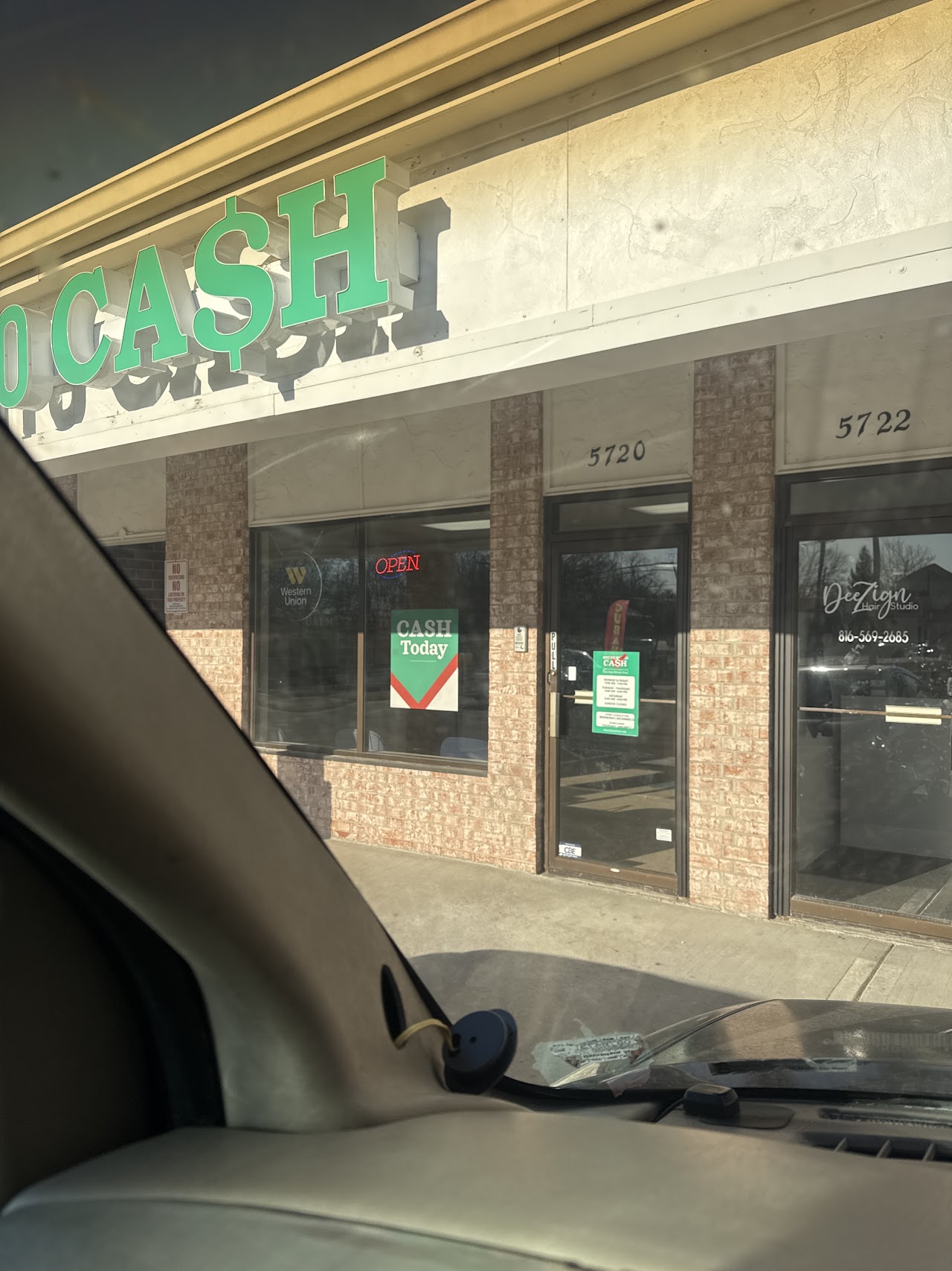 Check Into Cash - exterior - Kansas City, Kansas