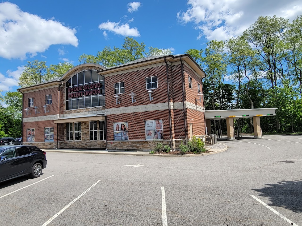 Rhode Island Credit Union (Cranston Branch) - exterior - Cranston, Rhode Island