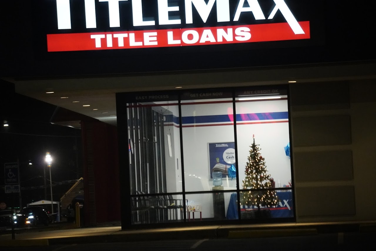 TitleMax Title Loans - exterior - Topeka, Kansas