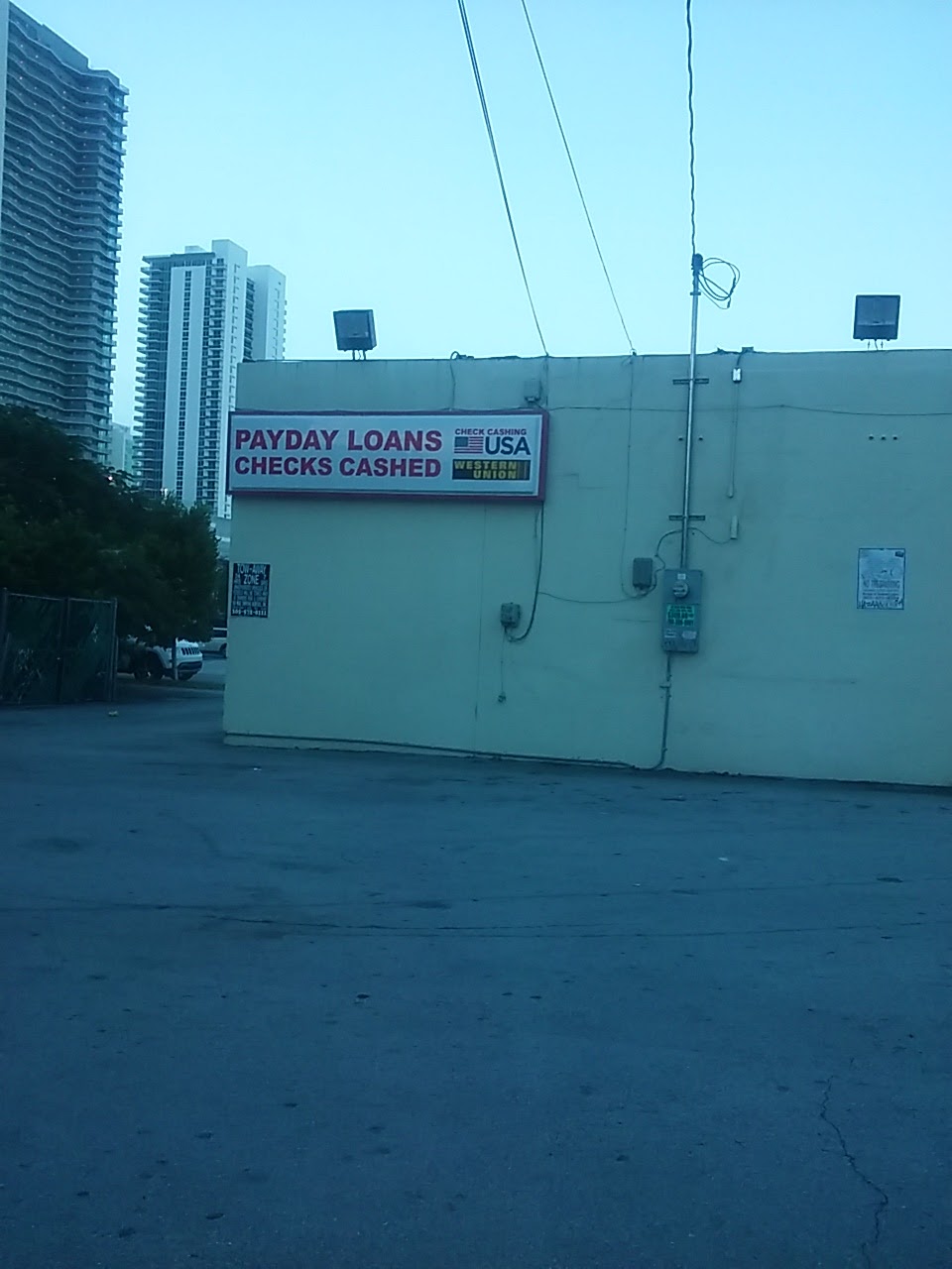 Check Cashing USA - exterior - Miami, Florida