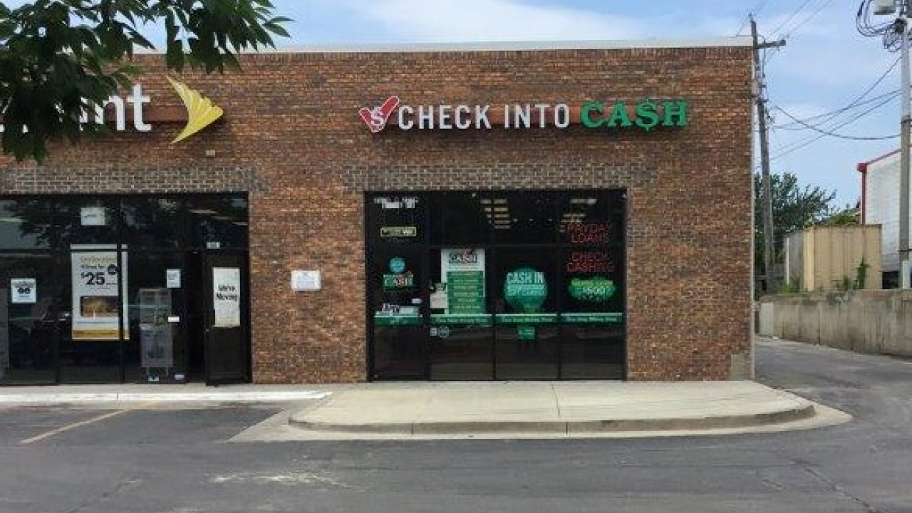 Check Into Cash payday loans in Lawrence, Kansas (KS)