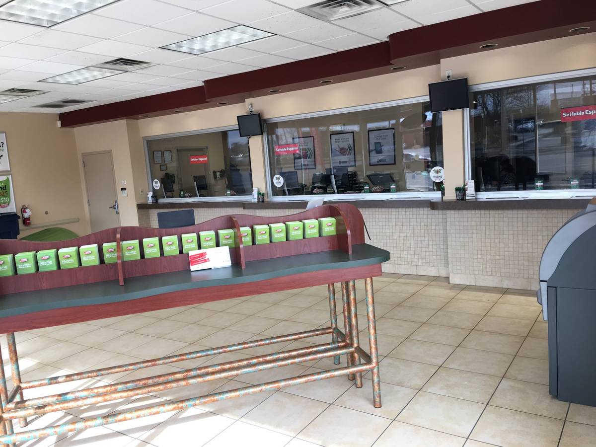Speedy Cash - exterior - Wichita, Kansas