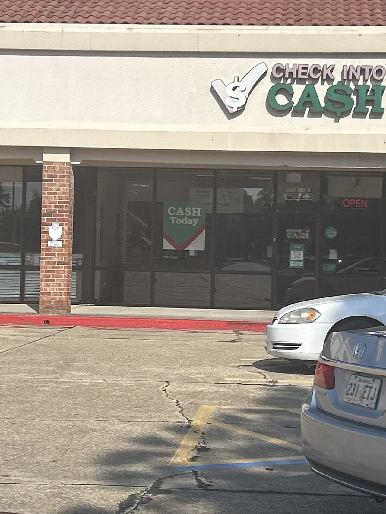 Check Into Cash - exterior - Baton Rouge, Louisiana