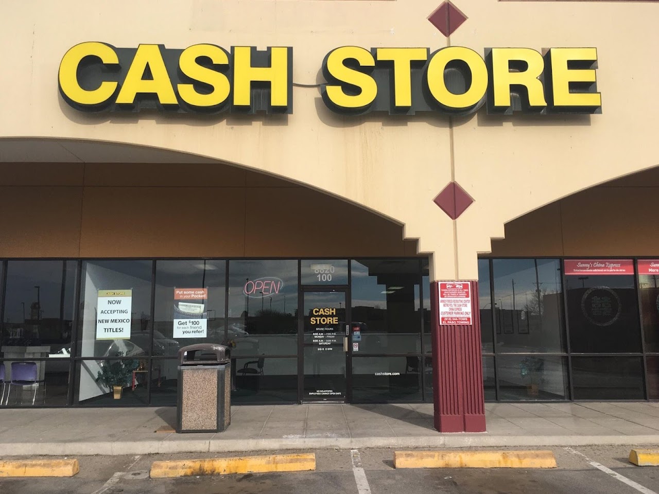 Cash Store - exterior - El Paso, Texas