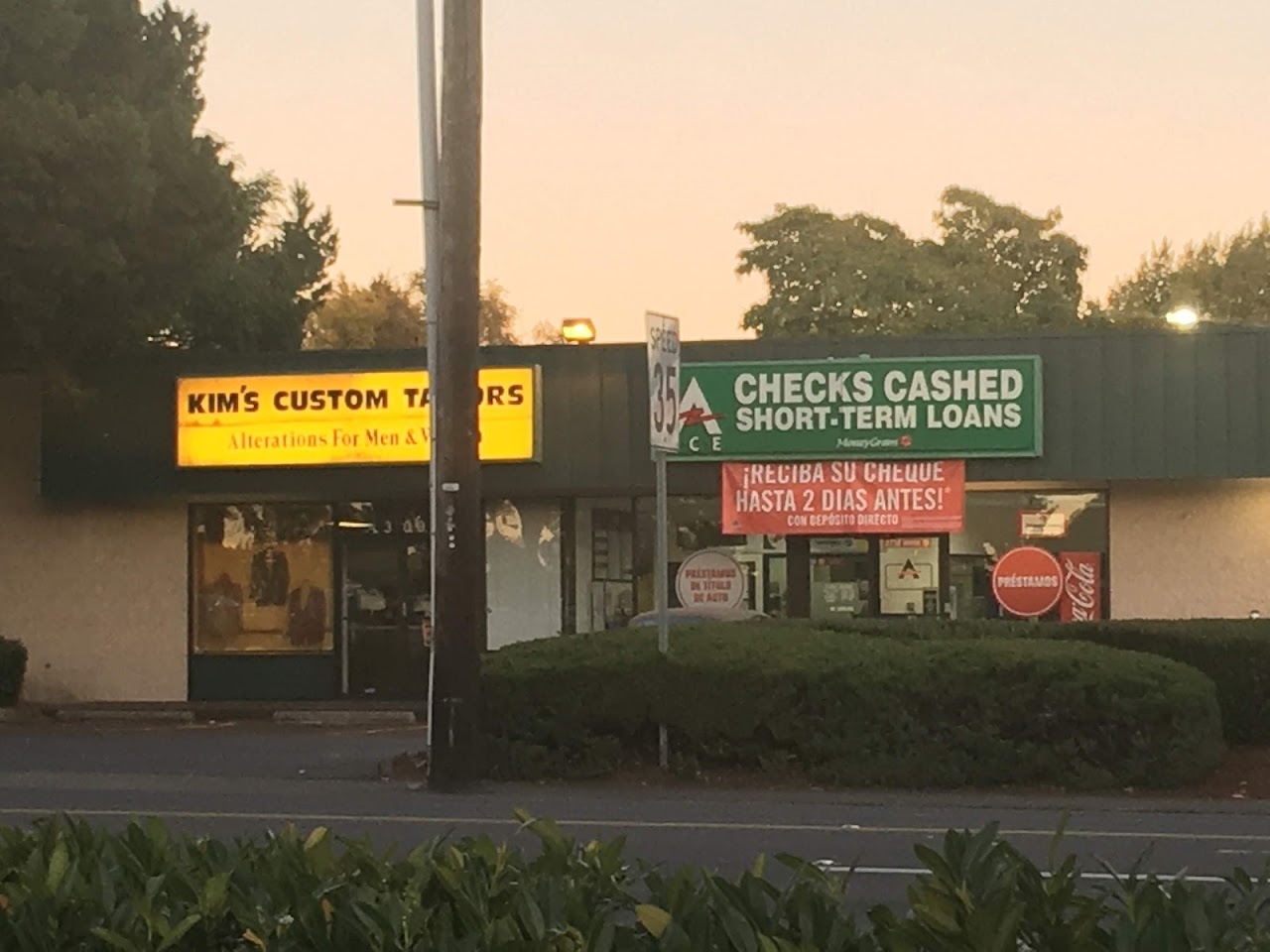 ACE Cash Express - exterior - Portland, Oregon