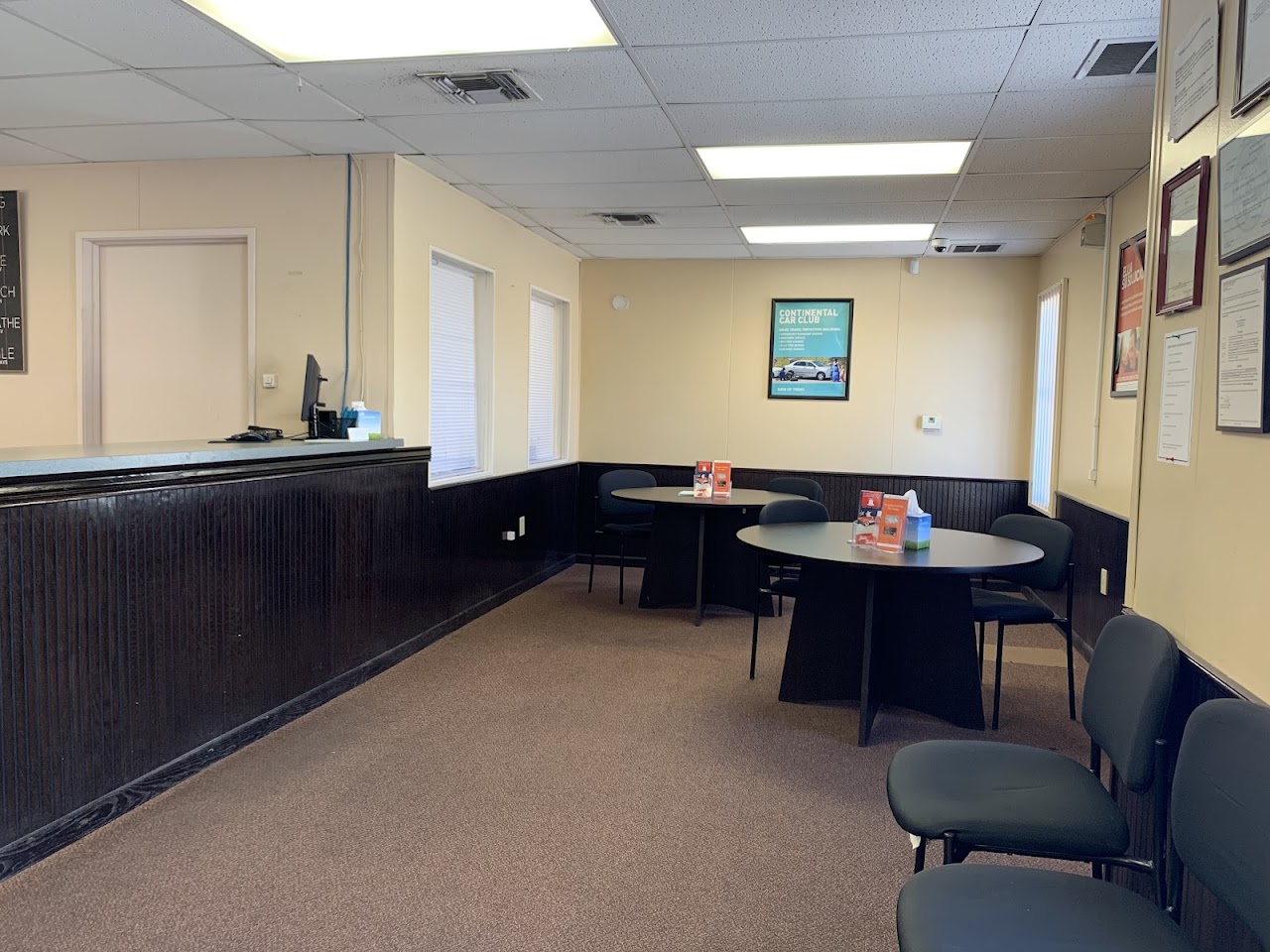 Nevada Title And Payday Loans, Inc. - exterior - North Las Vegas, Nevada