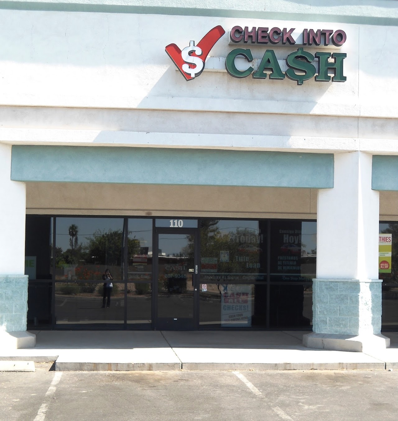 Check Into Cash - exterior - Tucson, Arizona