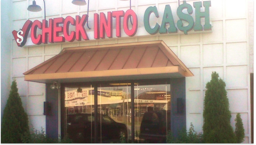 Check Into Cash - exterior - Milwaukee, Wisconsin