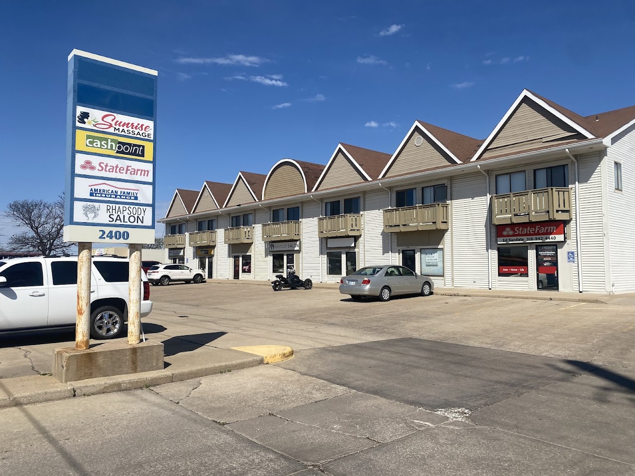 Cash Point Car Title Loans - exterior - Wichita, Kansas