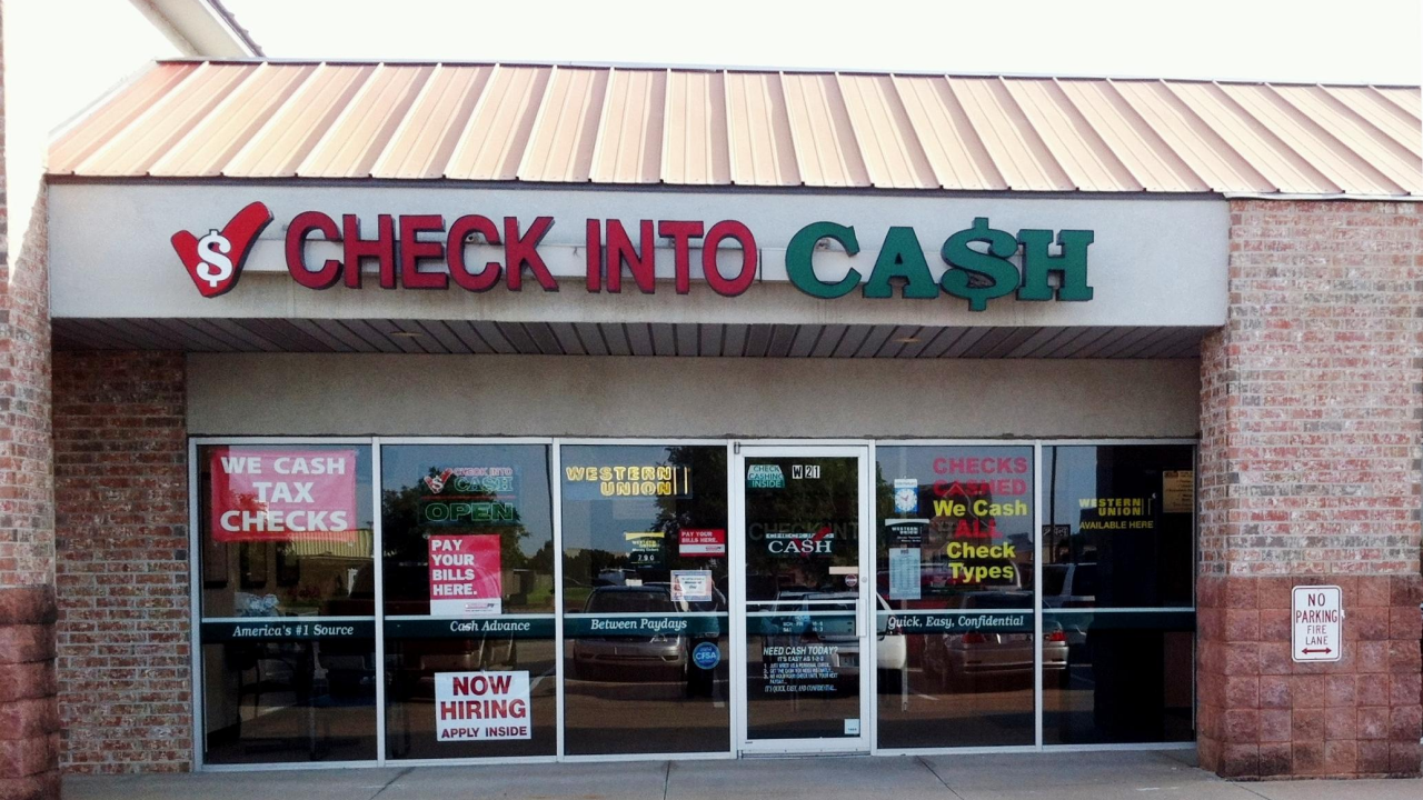 Check Into Cash installment loans in Edmond, Oklahoma (OK)