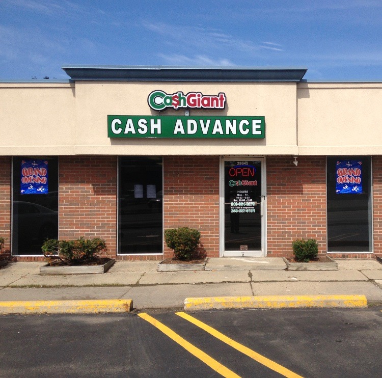 Cash Giant 17 payday loans in Sterling Heights, Michigan (MI)