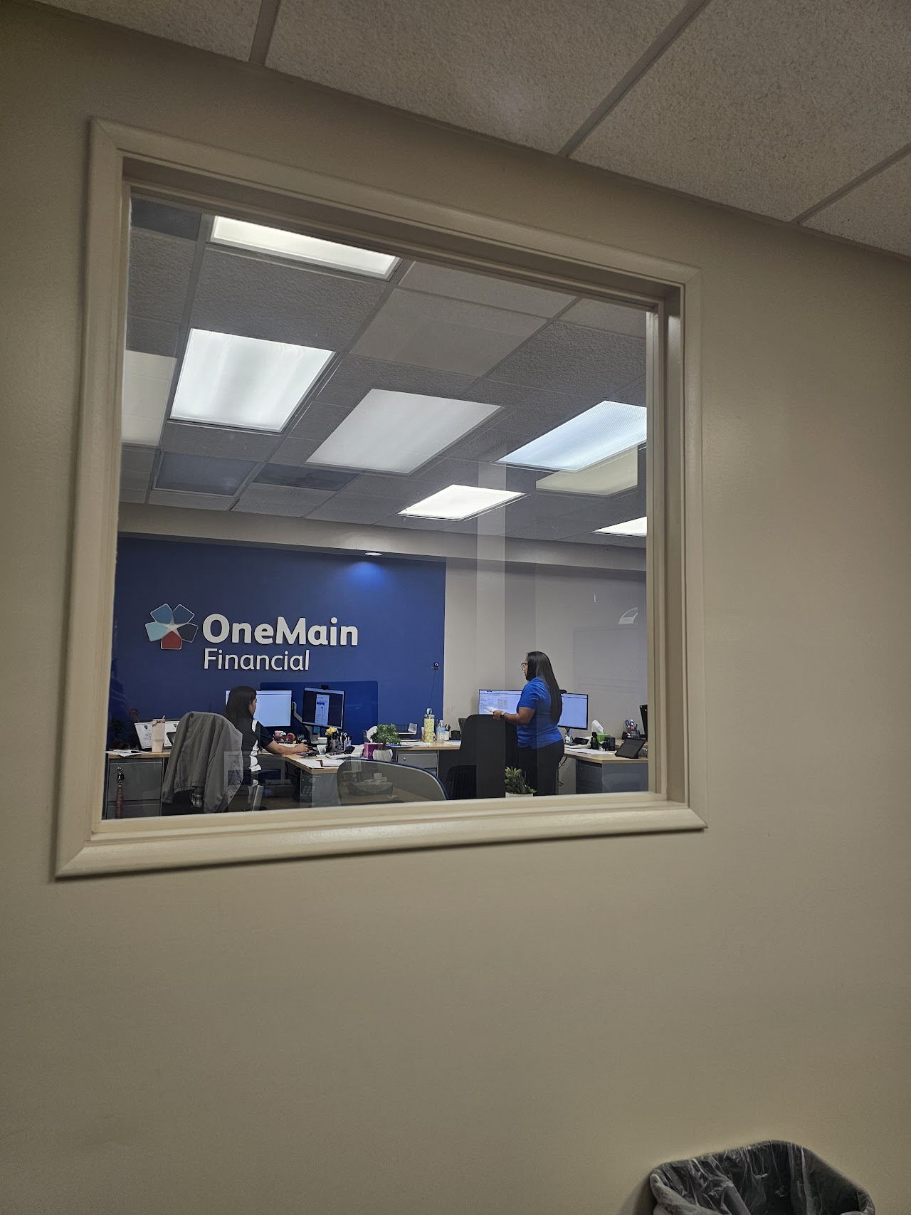 OneMain Financial - exterior - Honolulu, Hawaii