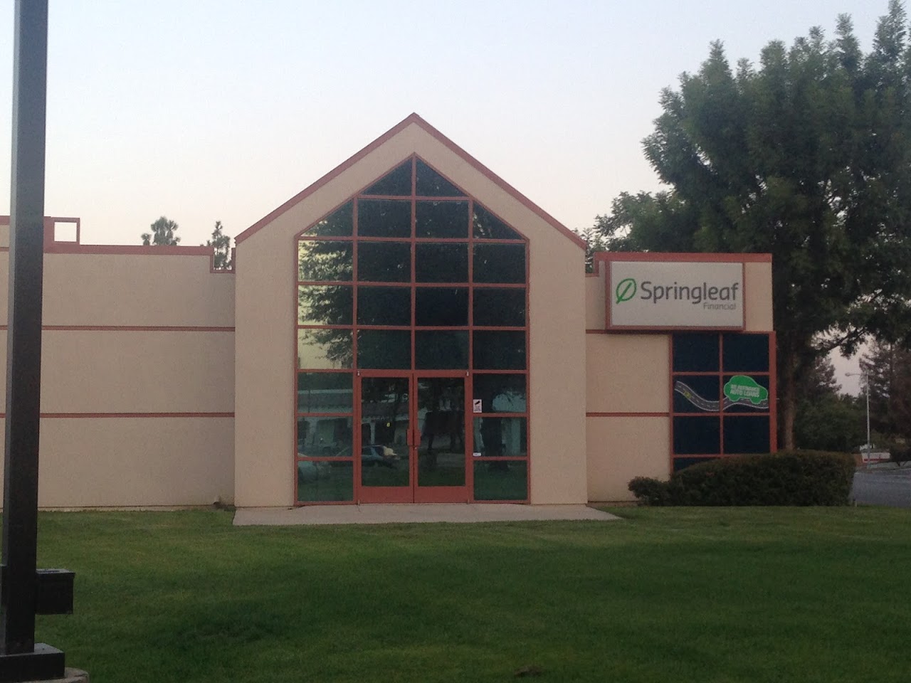 OneMain Financial - exterior - Bakersfield, California