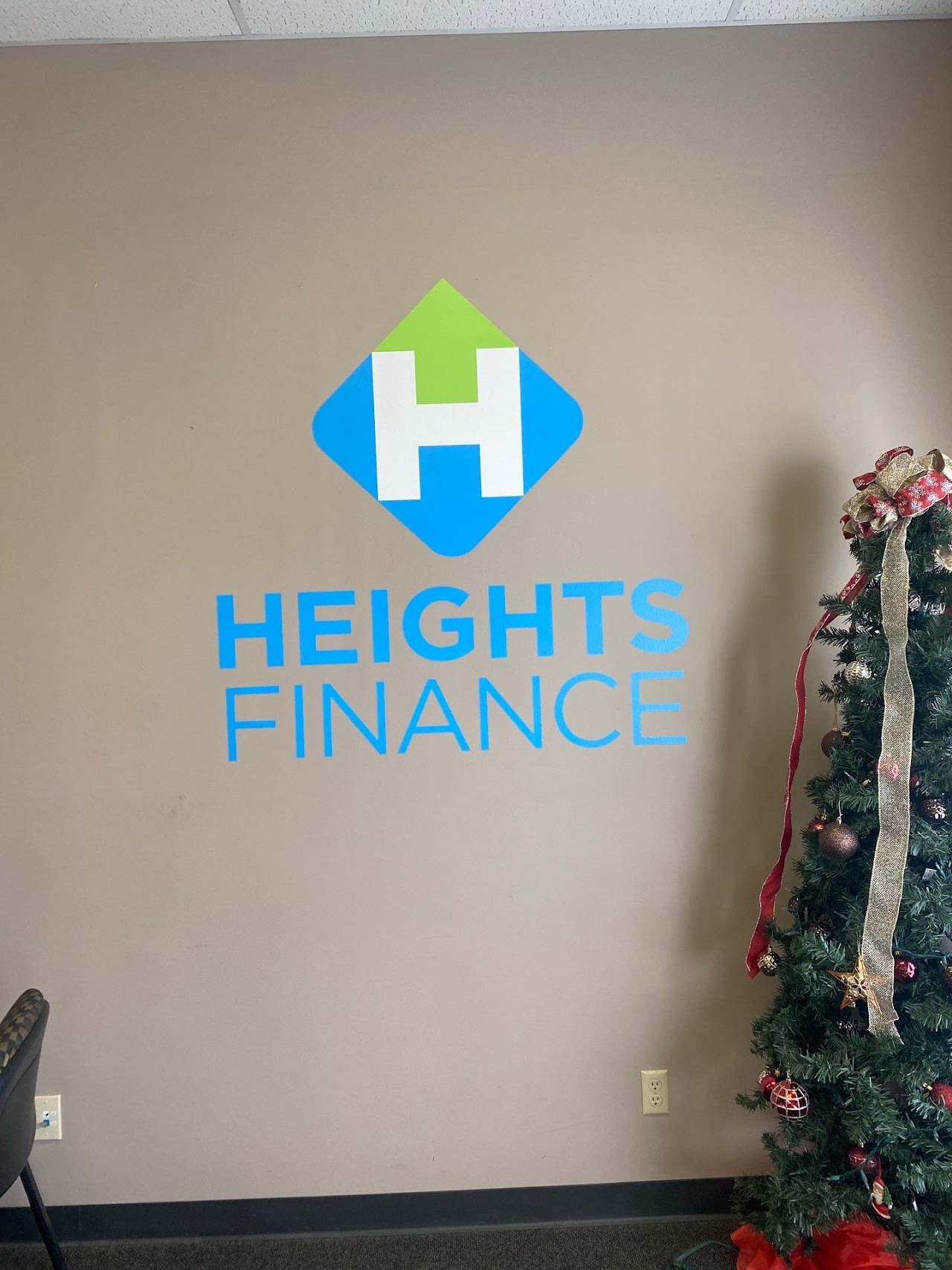 Heights Finance - exterior - Chattanooga, Tennessee