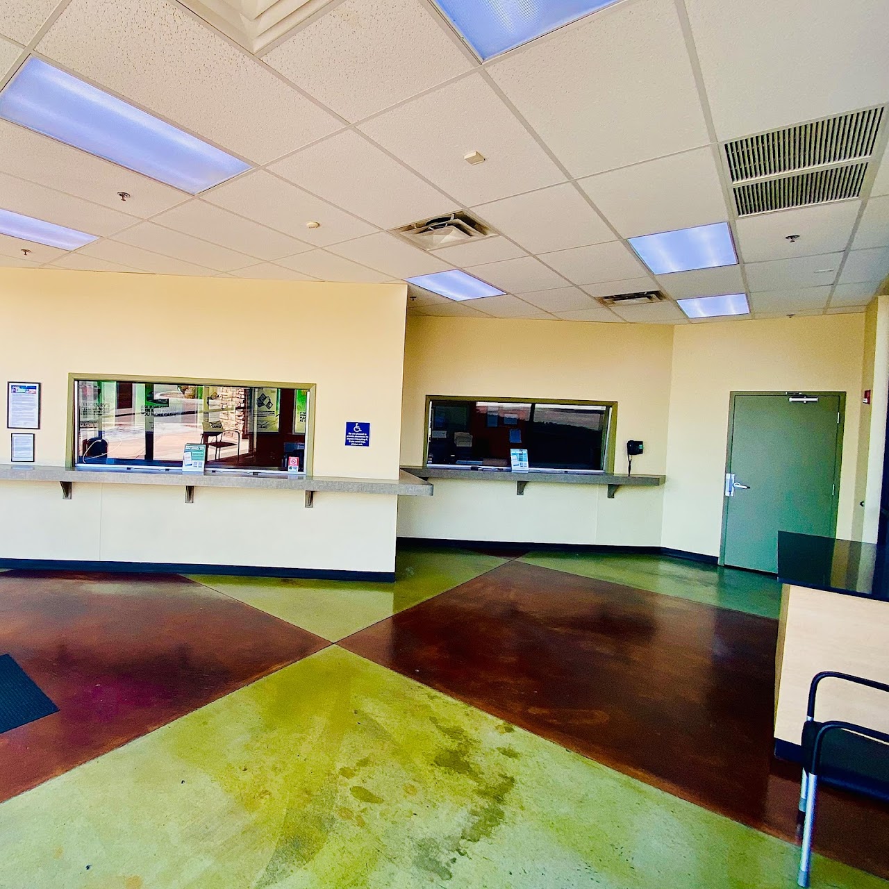 CASH 1 Loans - exterior - Glendale, Arizona