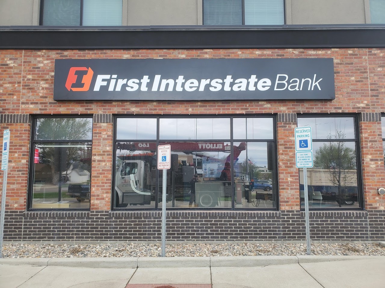 First Interstate Bank - exterior - Brookings, South Dakota