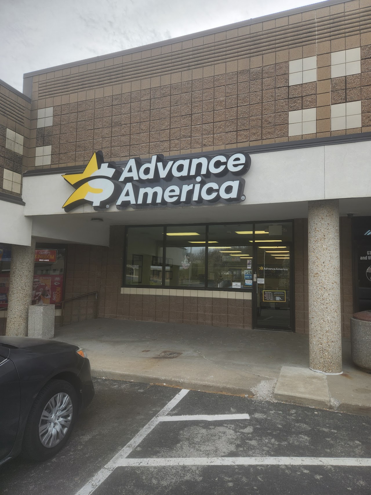 Advance America - exterior - Kansas City, Missouri