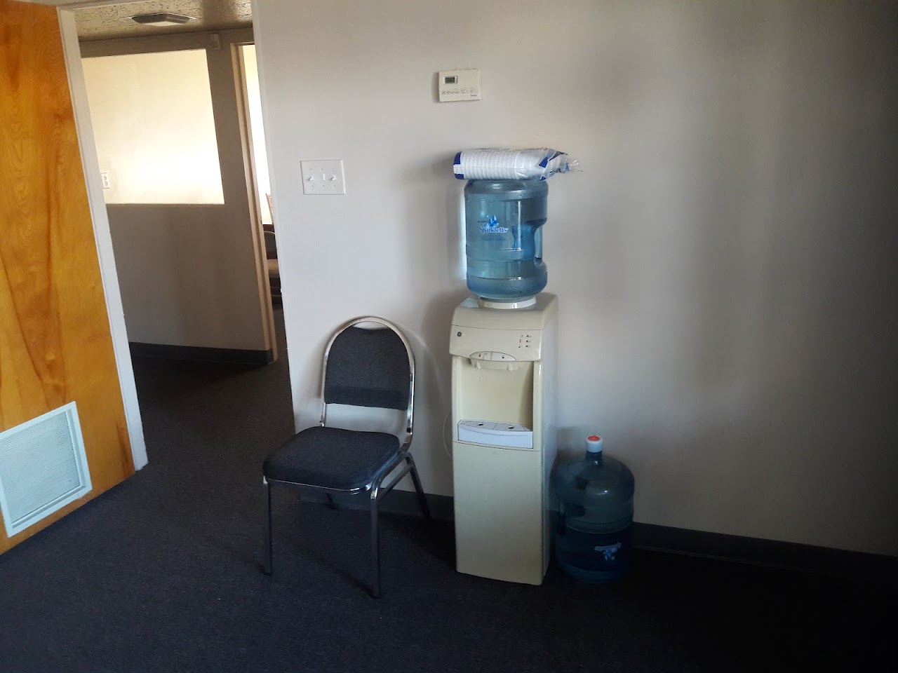 MKG Money Service Business, Cash Advance Short Term Repayment Option Lender - exterior - Fresno, California