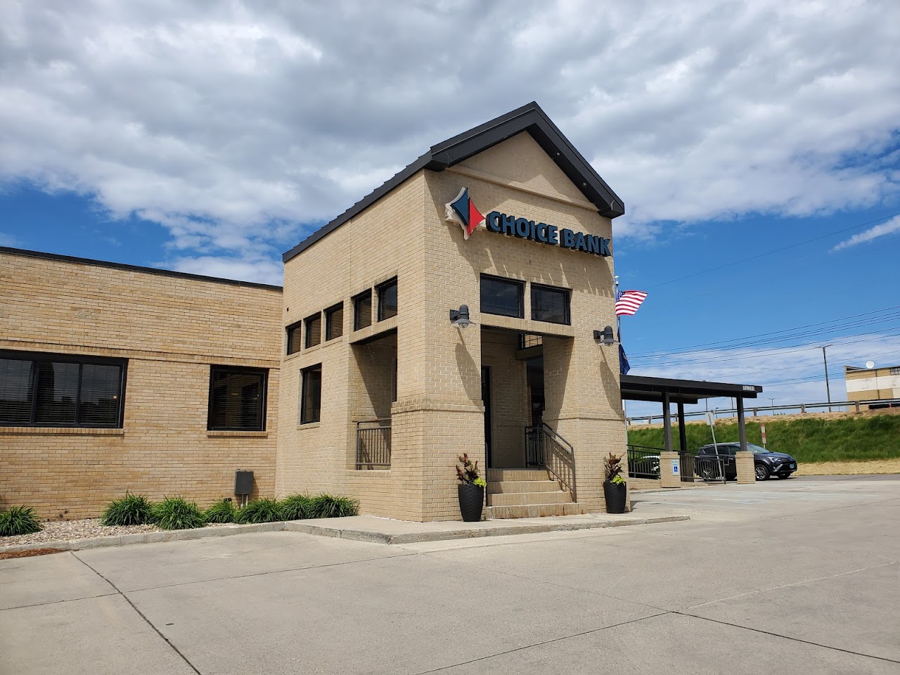 Choice Bank - exterior - Bismarck, North Dakota