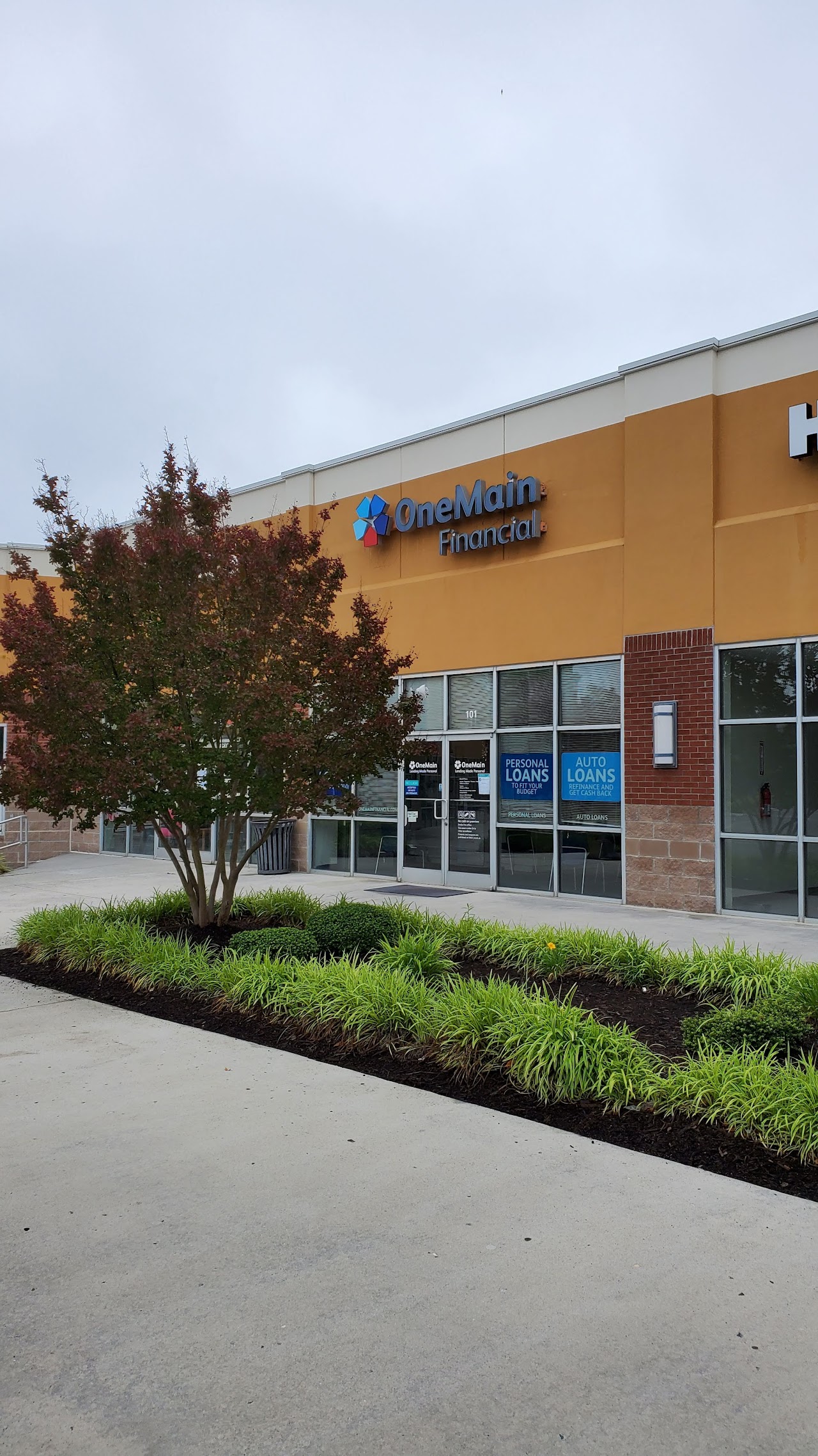 OneMain Financial - exterior - Greensboro, North Carolina