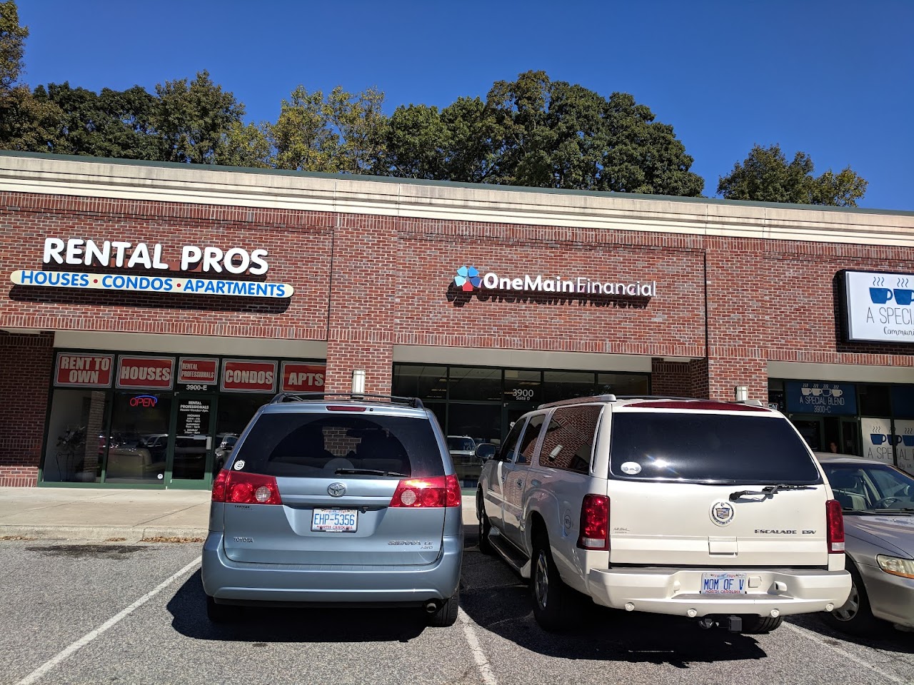 OneMain Financial - exterior - Greensboro, North Carolina