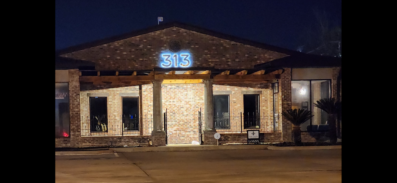 Lake Charles Finance & Mortgage - exterior - Lake Charles, Louisiana